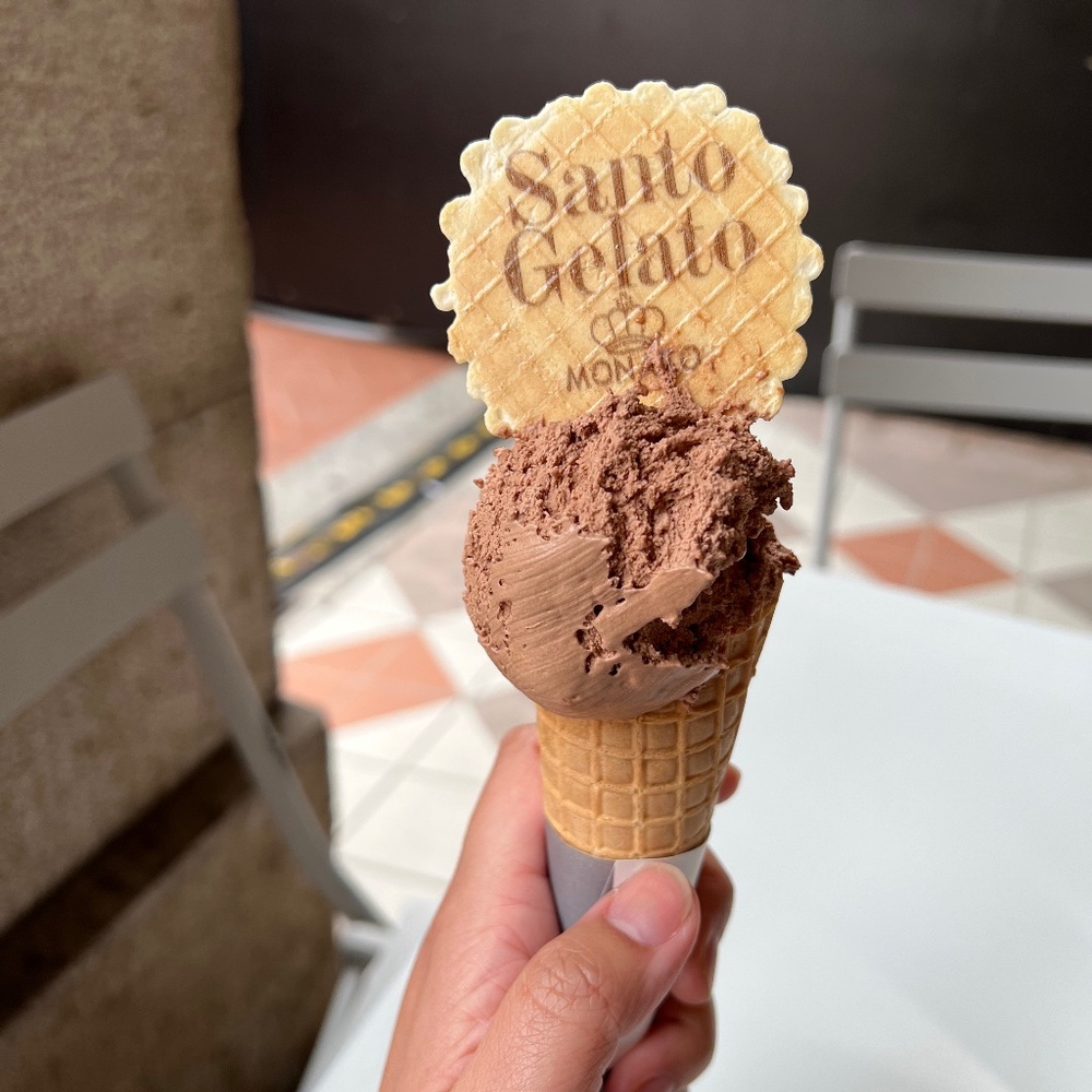 Meet your Posher, FBNA12